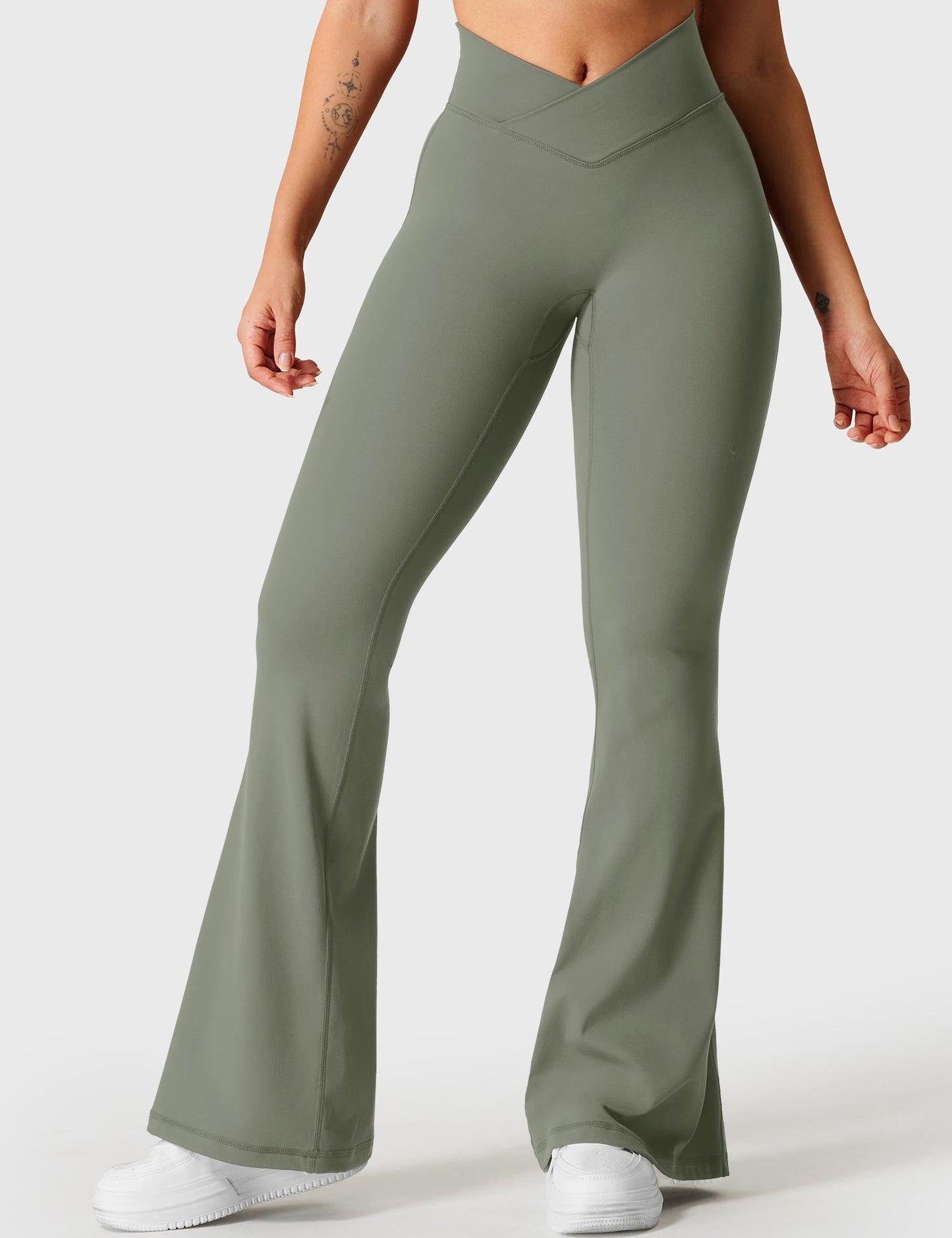 Yeoreo V-waistband Kalie Flare Leggings