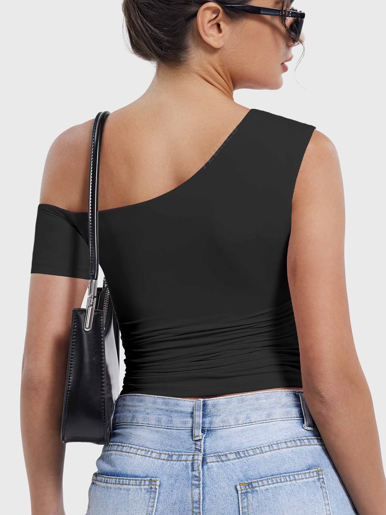 Yeoreo Abigil One-Shoulder Sleeve Top