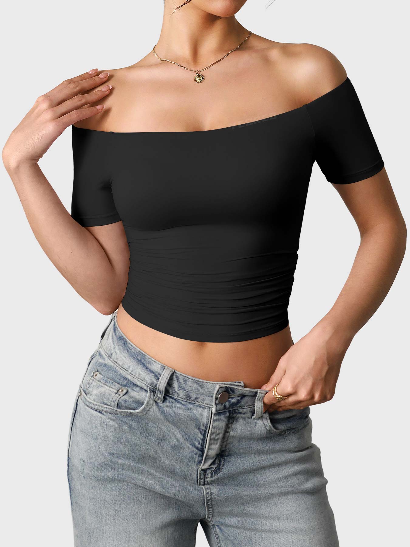 Yeoreo Luzlie Y2K One-Shoulder Top