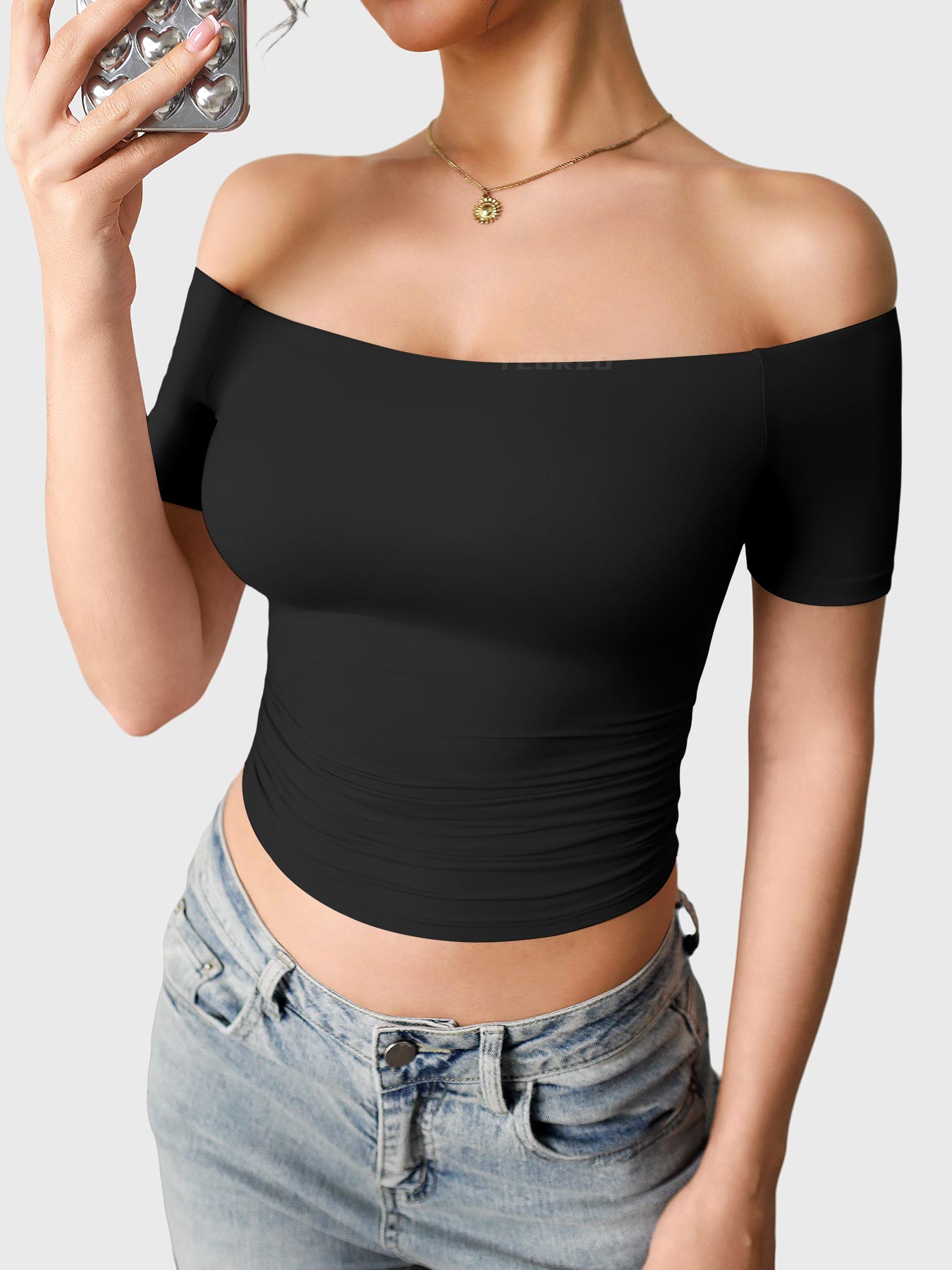 Yeoreo Luzlie Y2K One-Shoulder Top