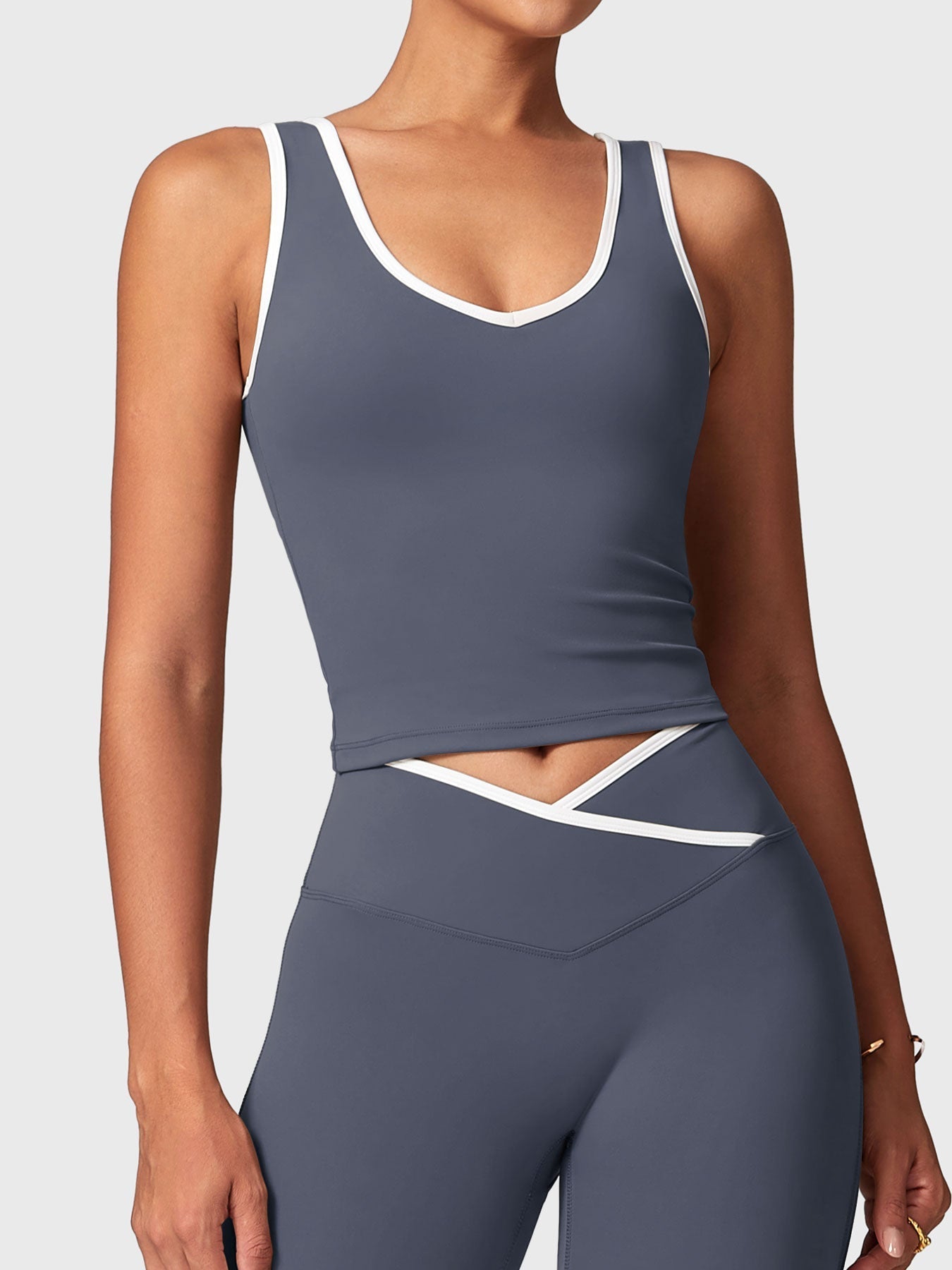 Yeoreo Alberta Contrast Trim Tank