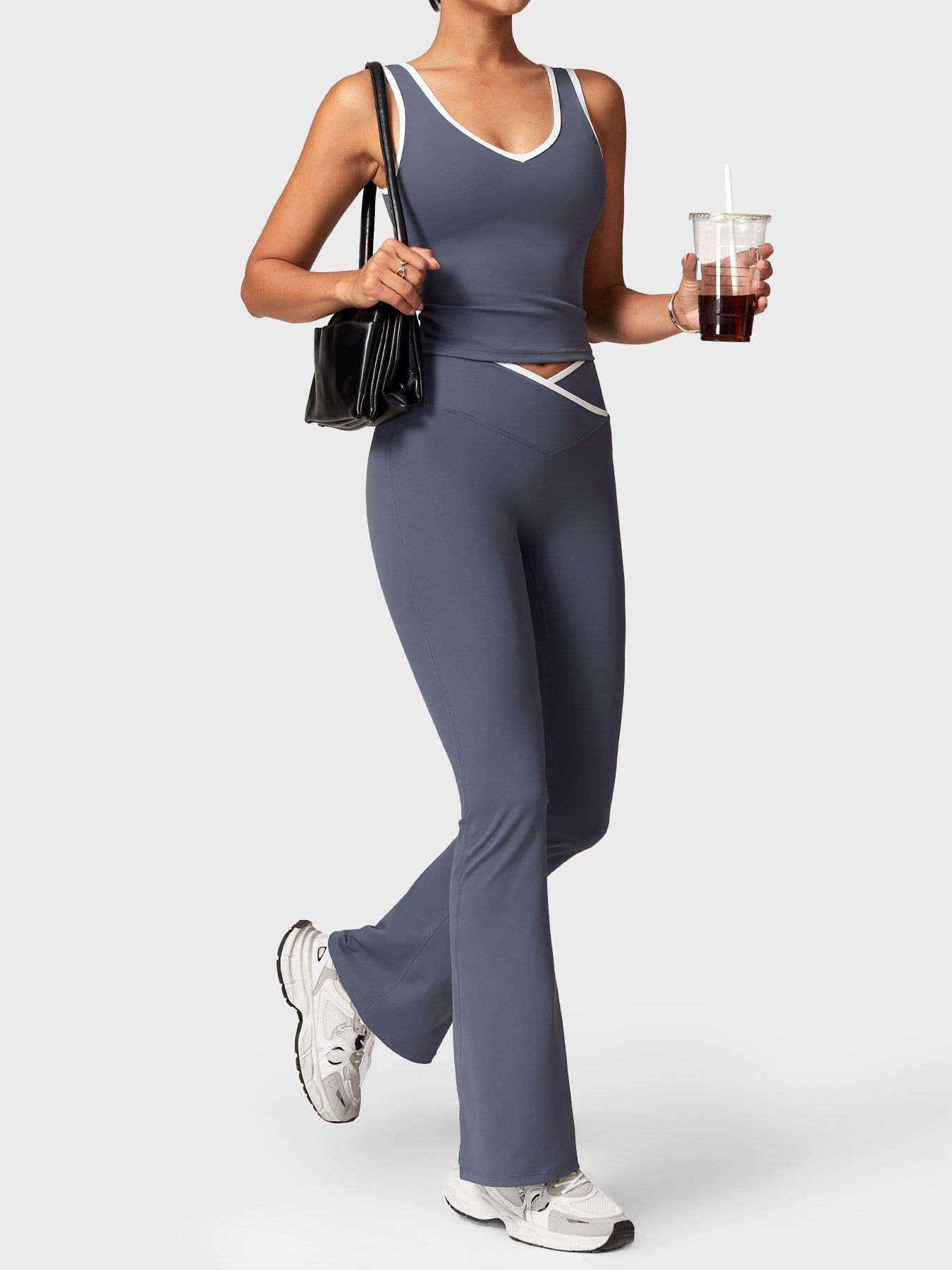 Yeoreo Alberta Contrast Trim Tank