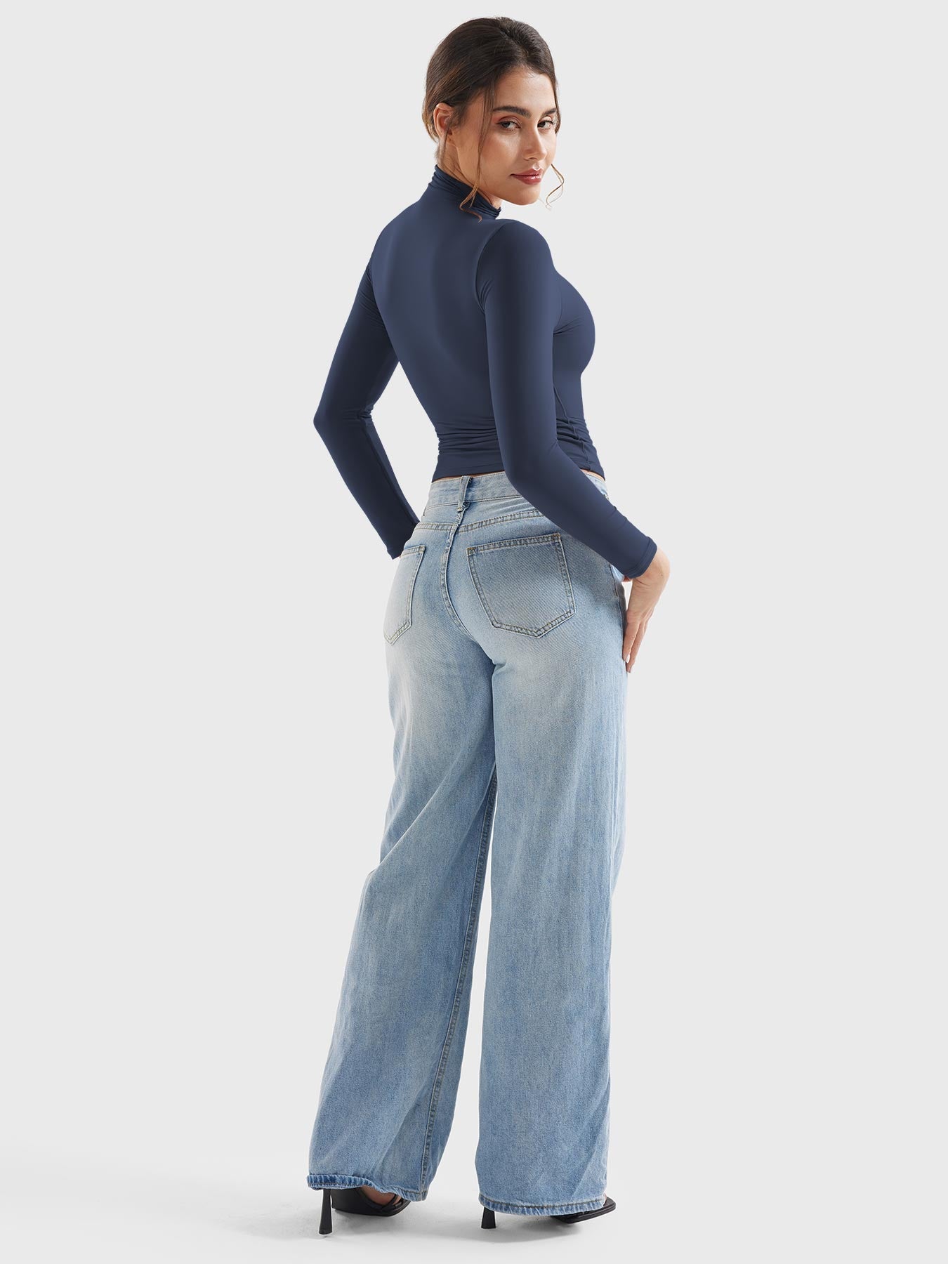 Yeoreo Sariah Turtleneck Long Sleeve Shirt