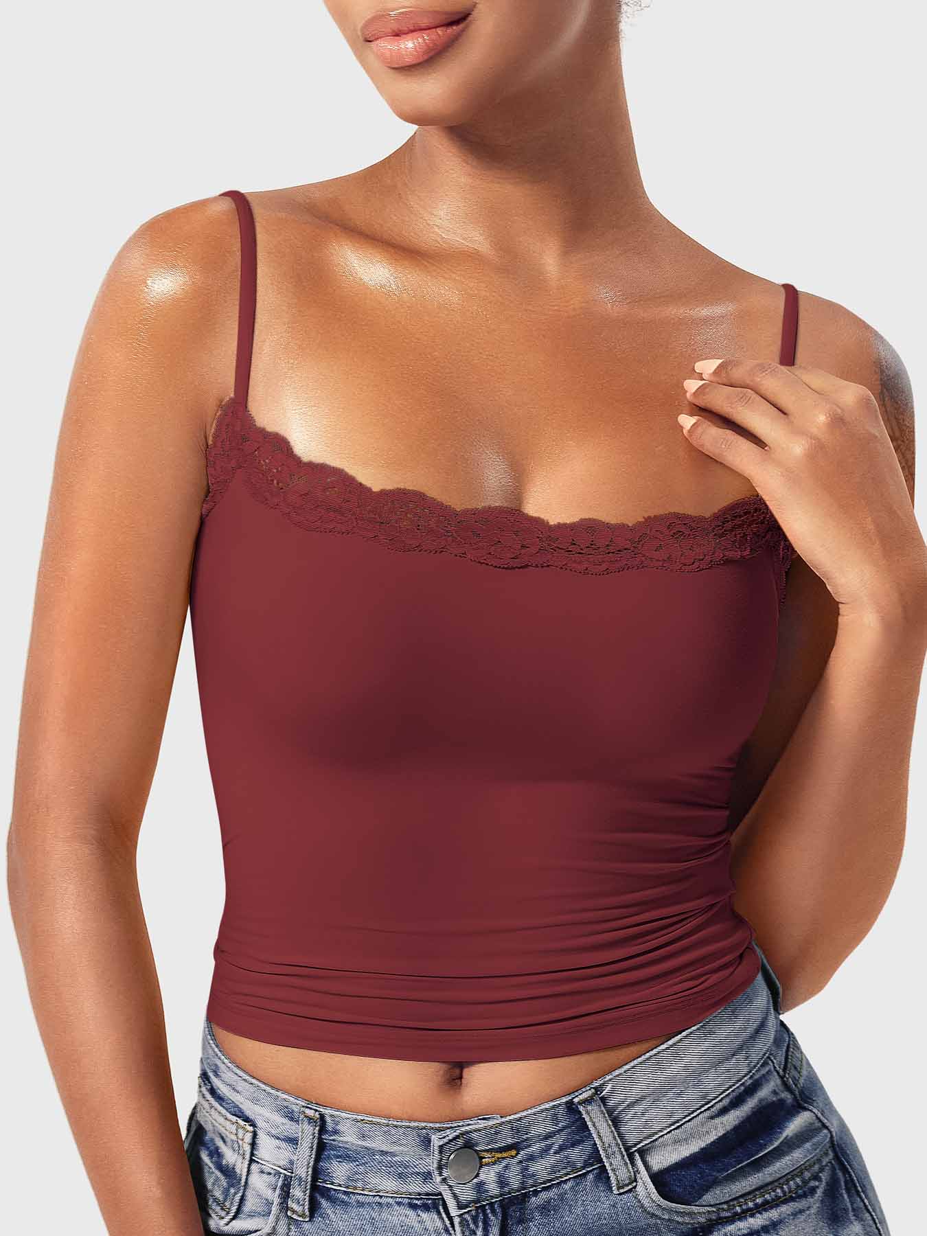 Yeoreo Annabely Square Neck Lace Tank