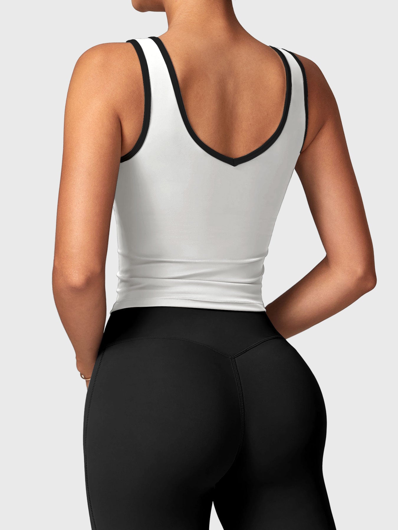 Yeoreo Alberta Contrast Trim Tank