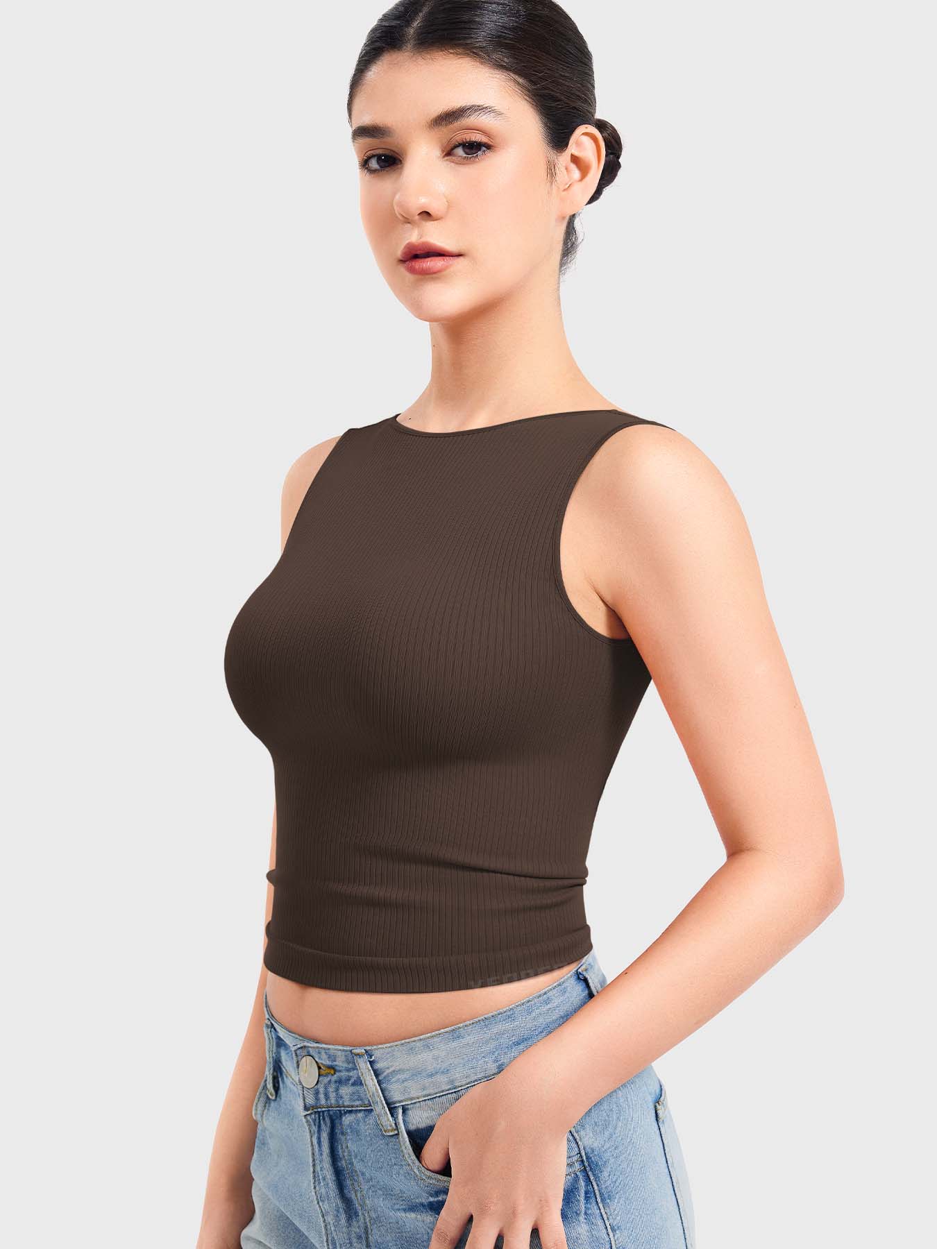 Yeoreo Chelseia Open Back Tank Top