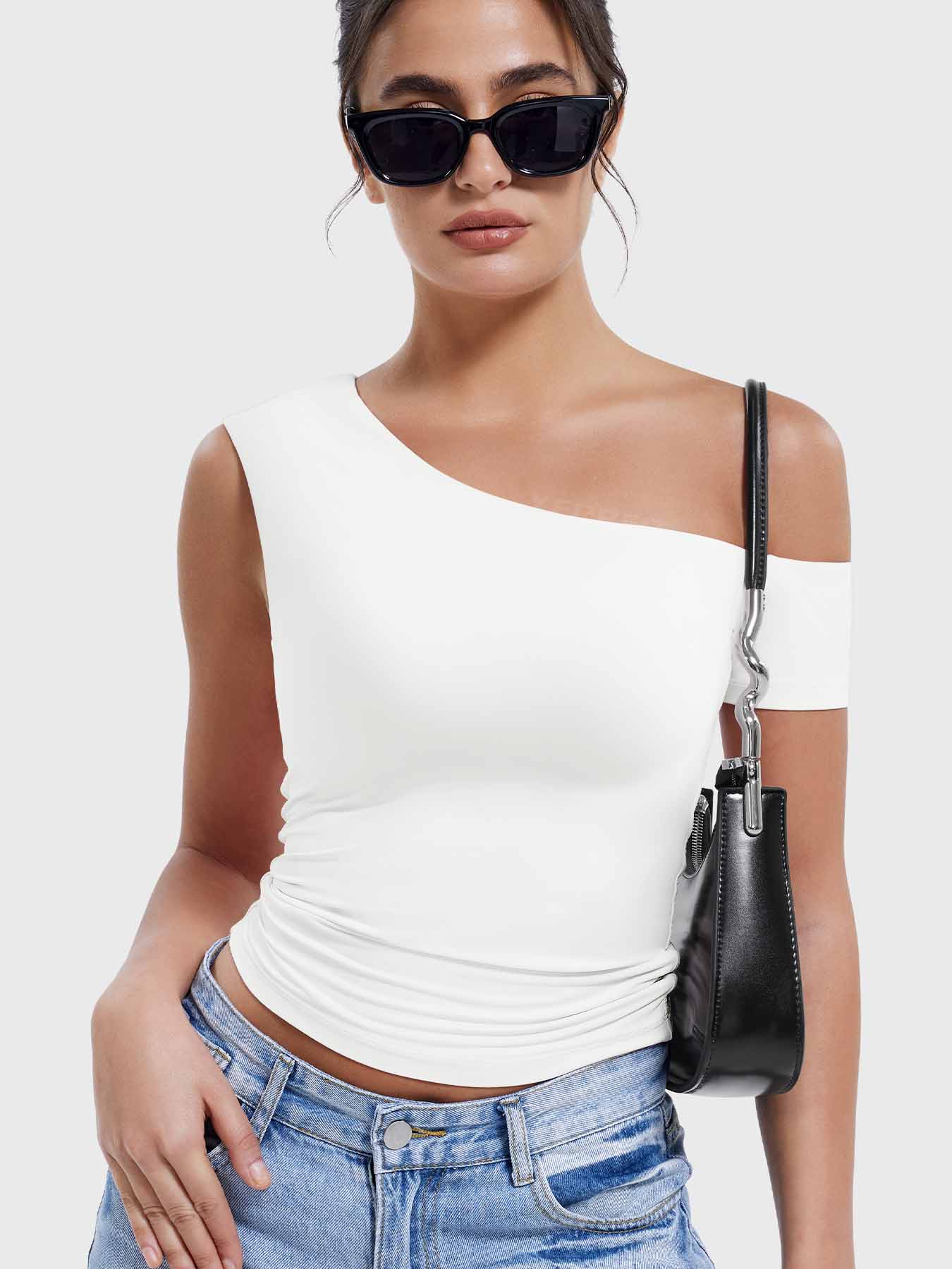 Yeoreo Abigil One-Shoulder Sleeve Top