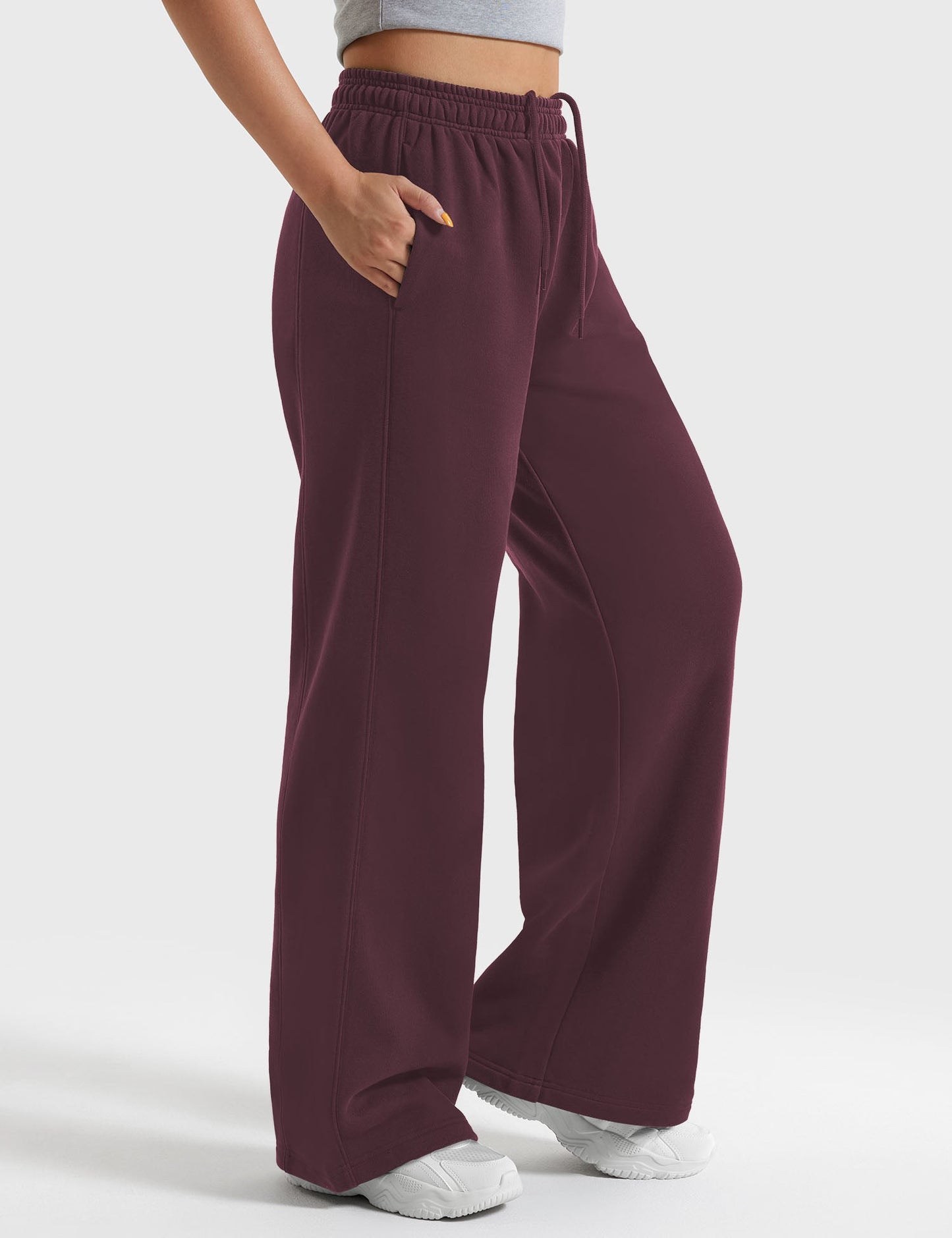 Yeoreo Penny Straight Leg Sweatpants