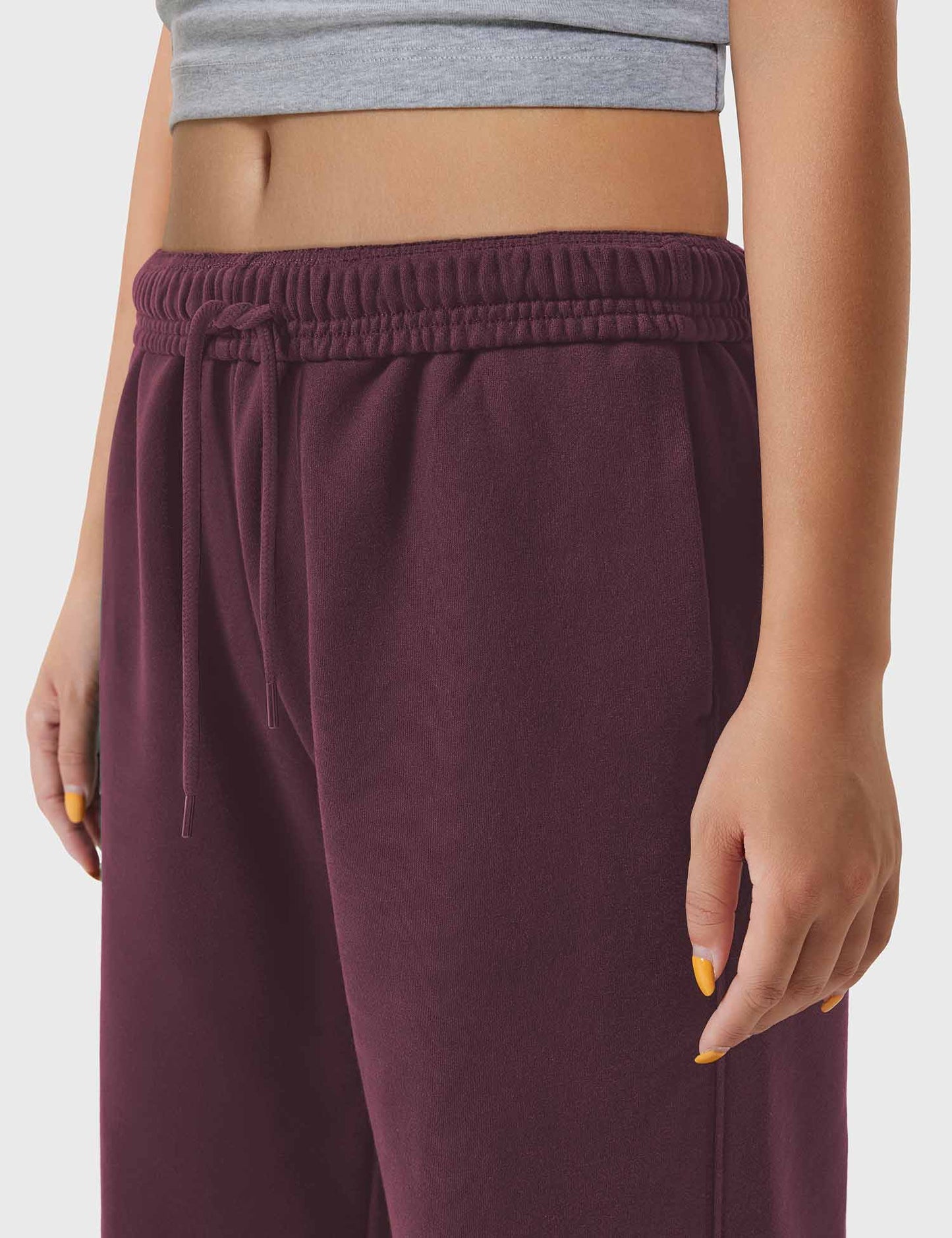 Yeoreo Penny Straight Leg Sweatpants