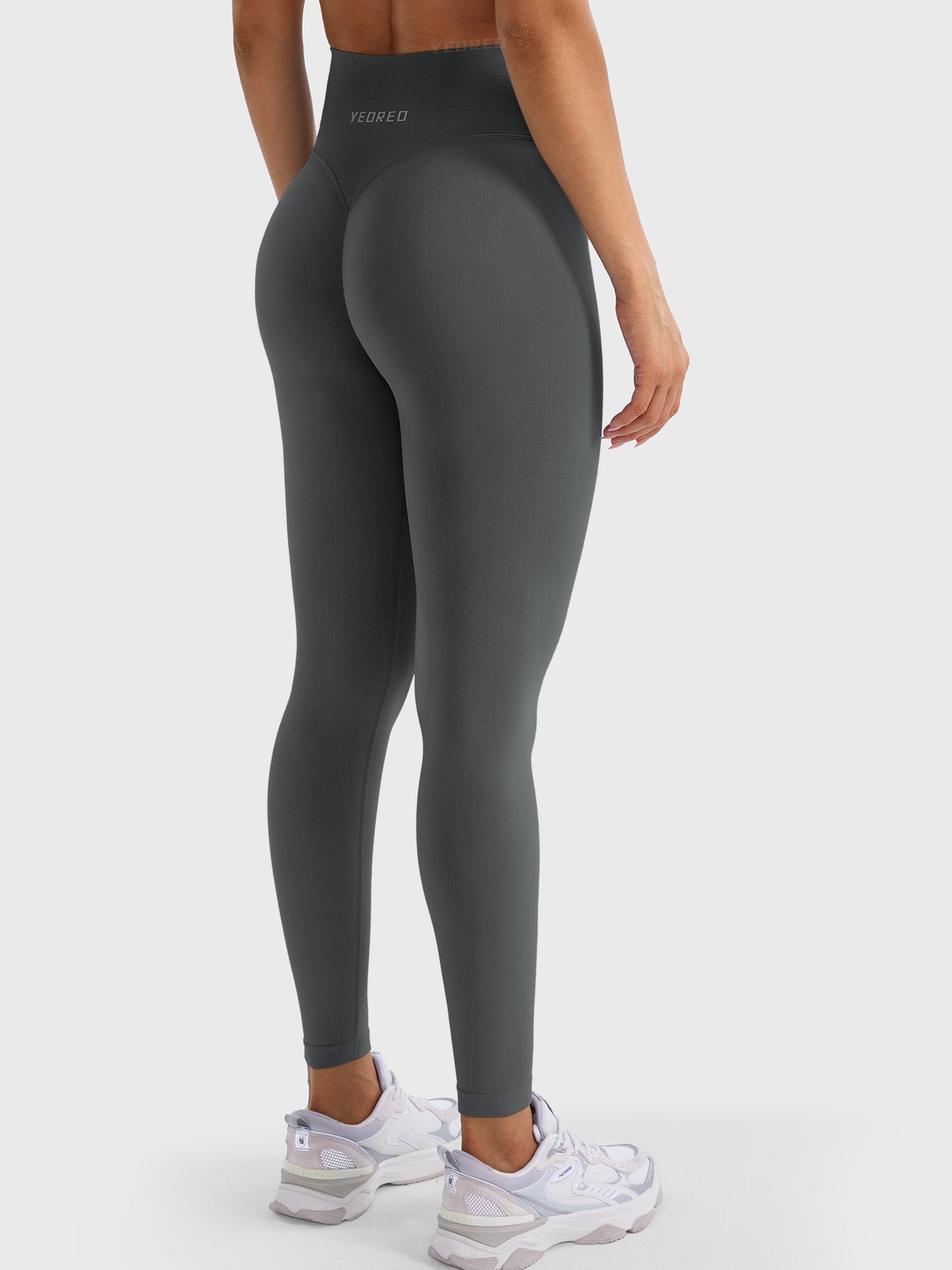 Yeoreo Christiy High-Waisted Leggings
