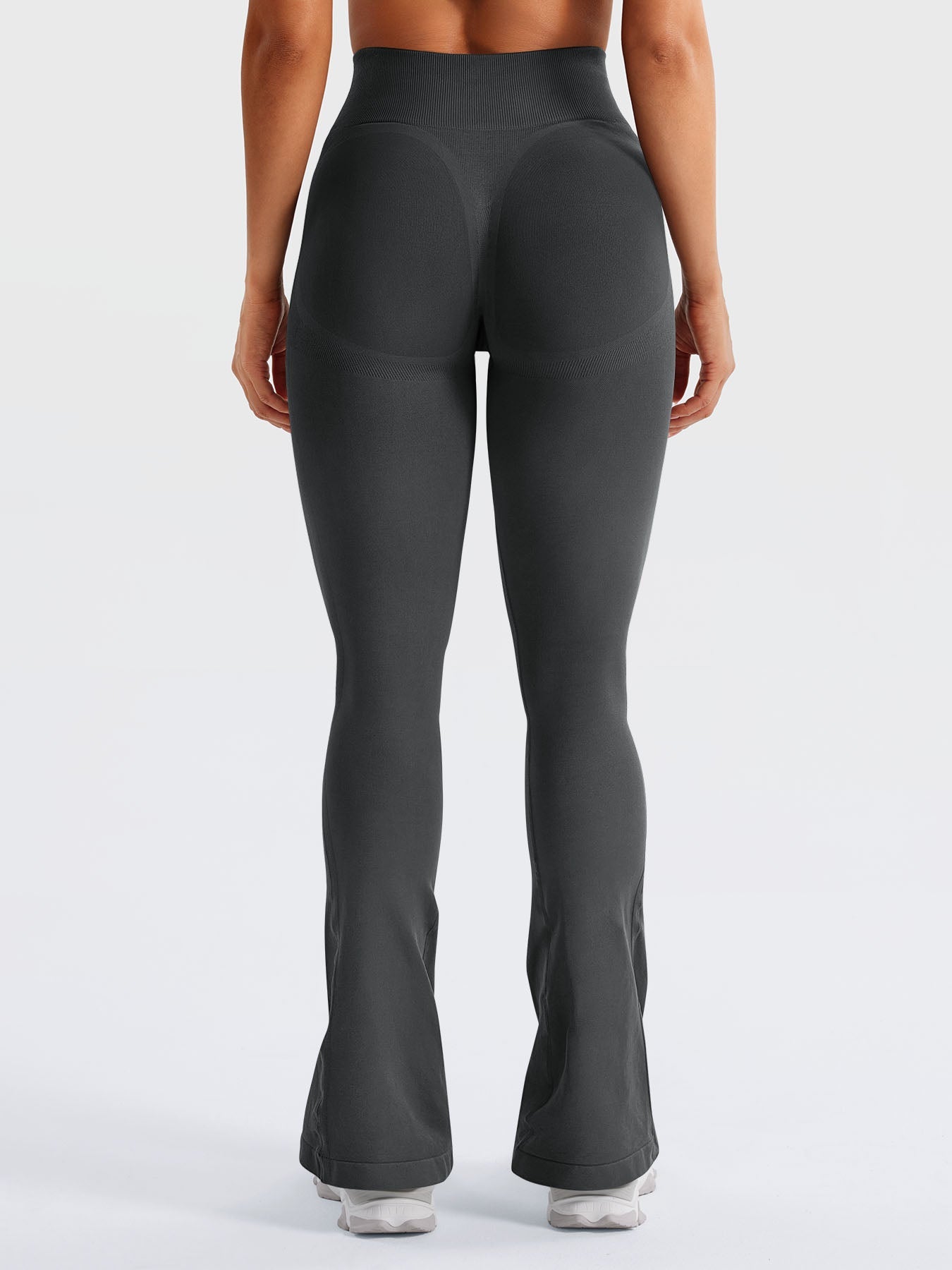 Yeoreo Lilliean Mini Flare Leggings
