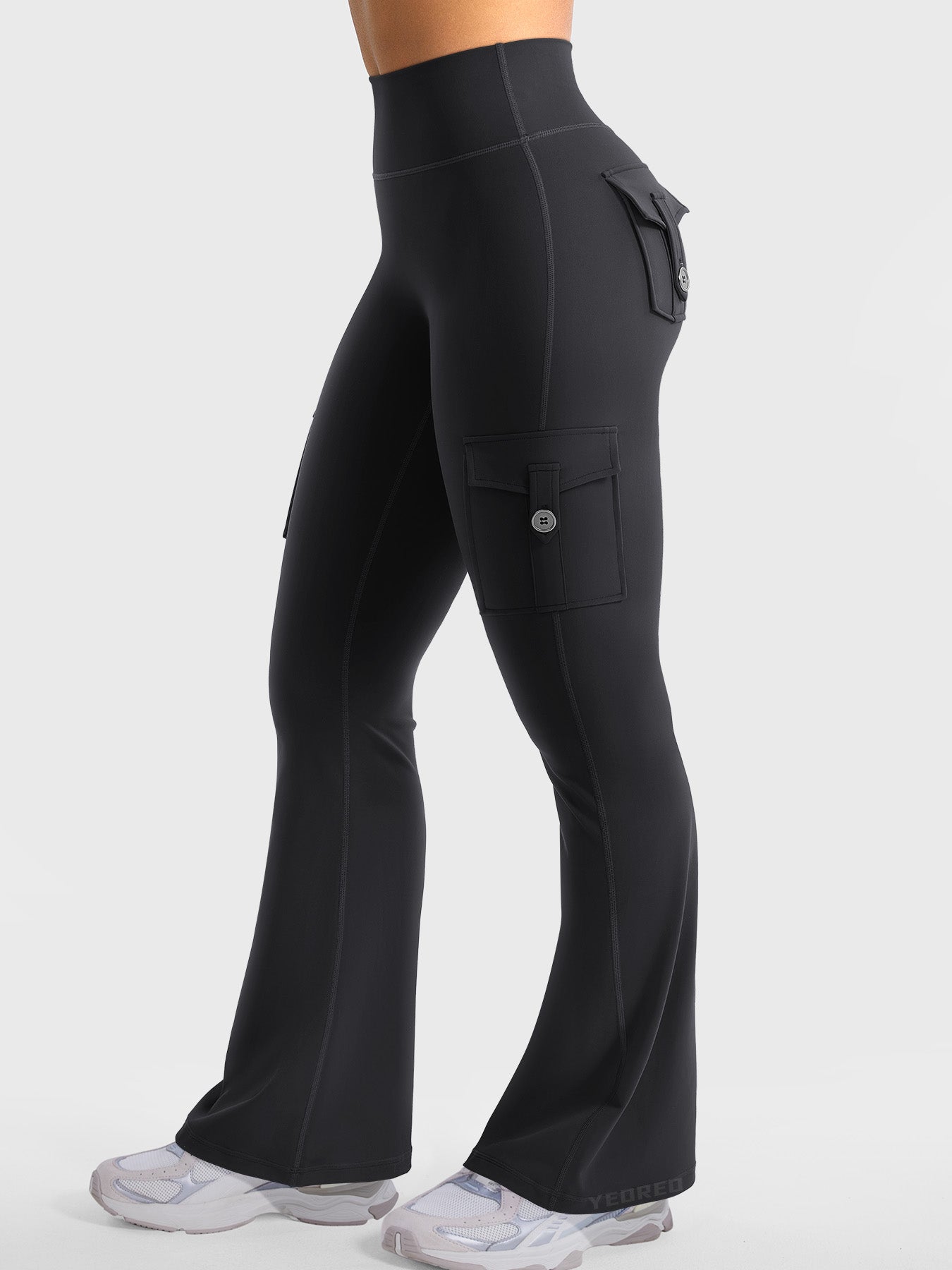 Yeoreo Hedda 30" Cargo Flared Leggings