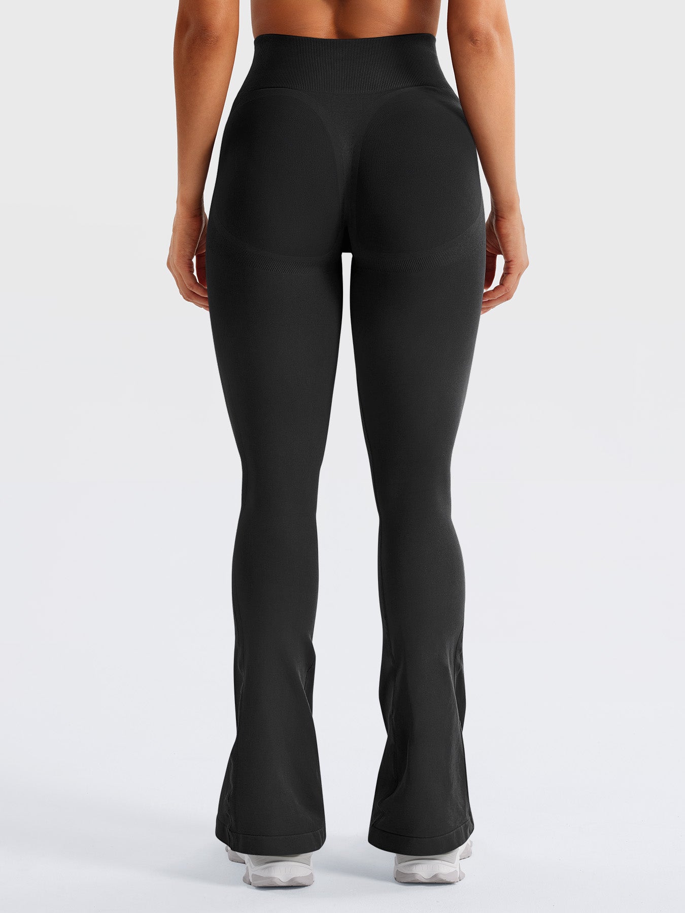 Yeoreo Lilliean Mini Flare Leggings