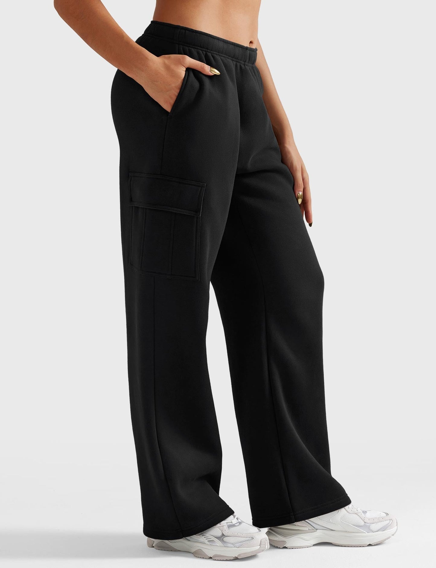 Yeoreo Nairi Cargo Sweatpants