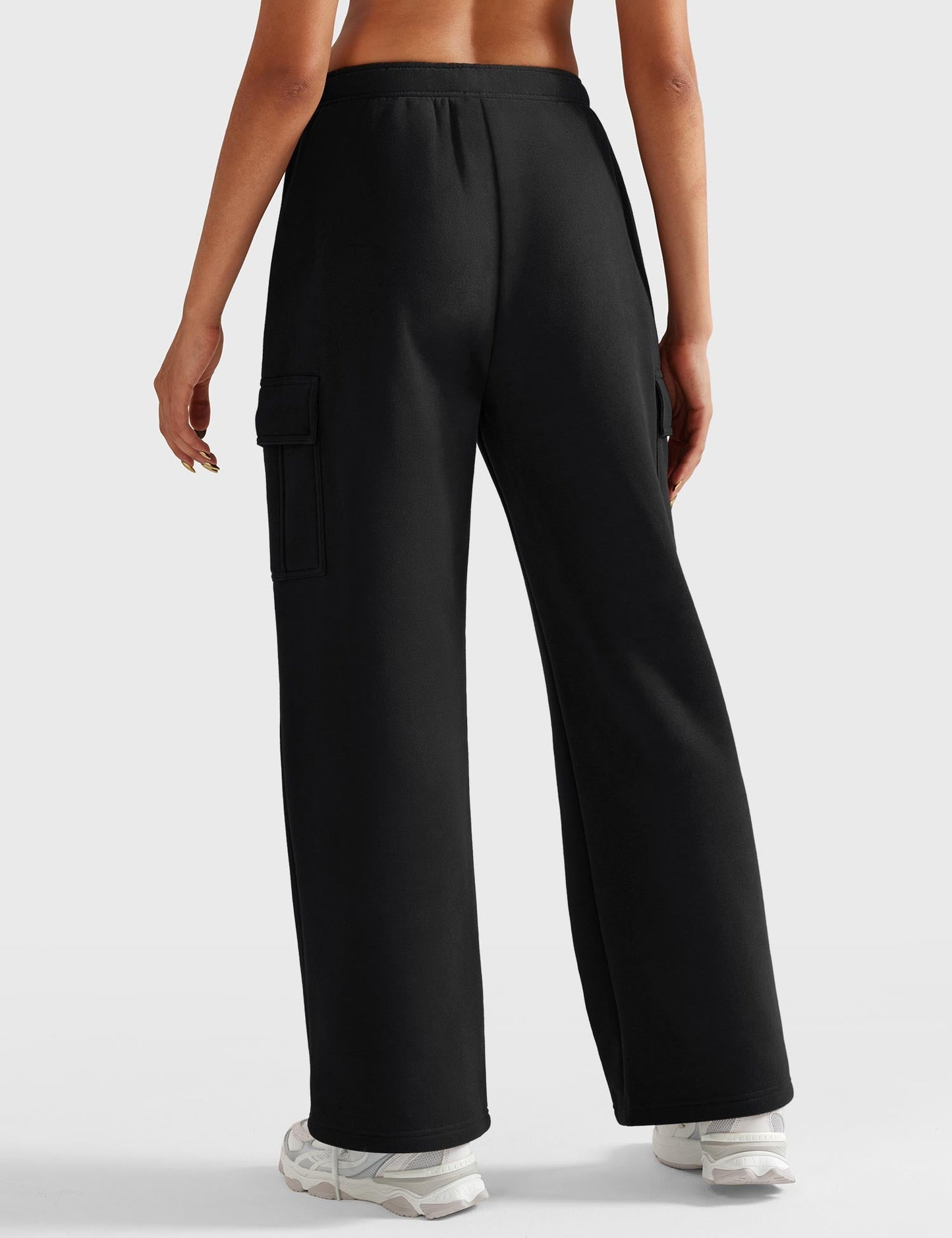 Yeoreo Nairi Cargo Sweatpants