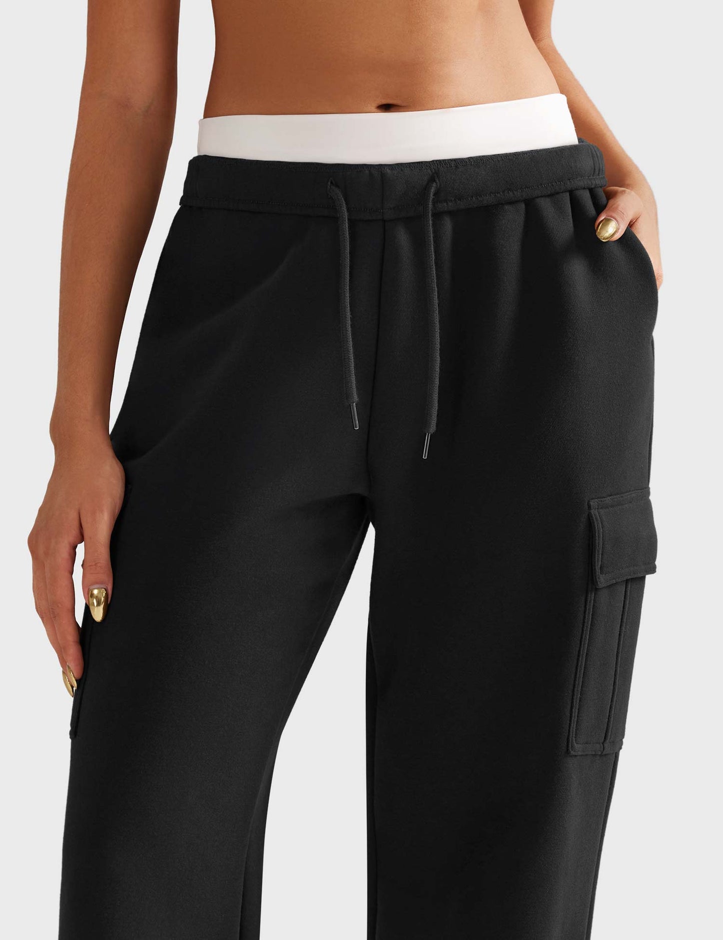 Yeoreo Nairi Cargo Sweatpants