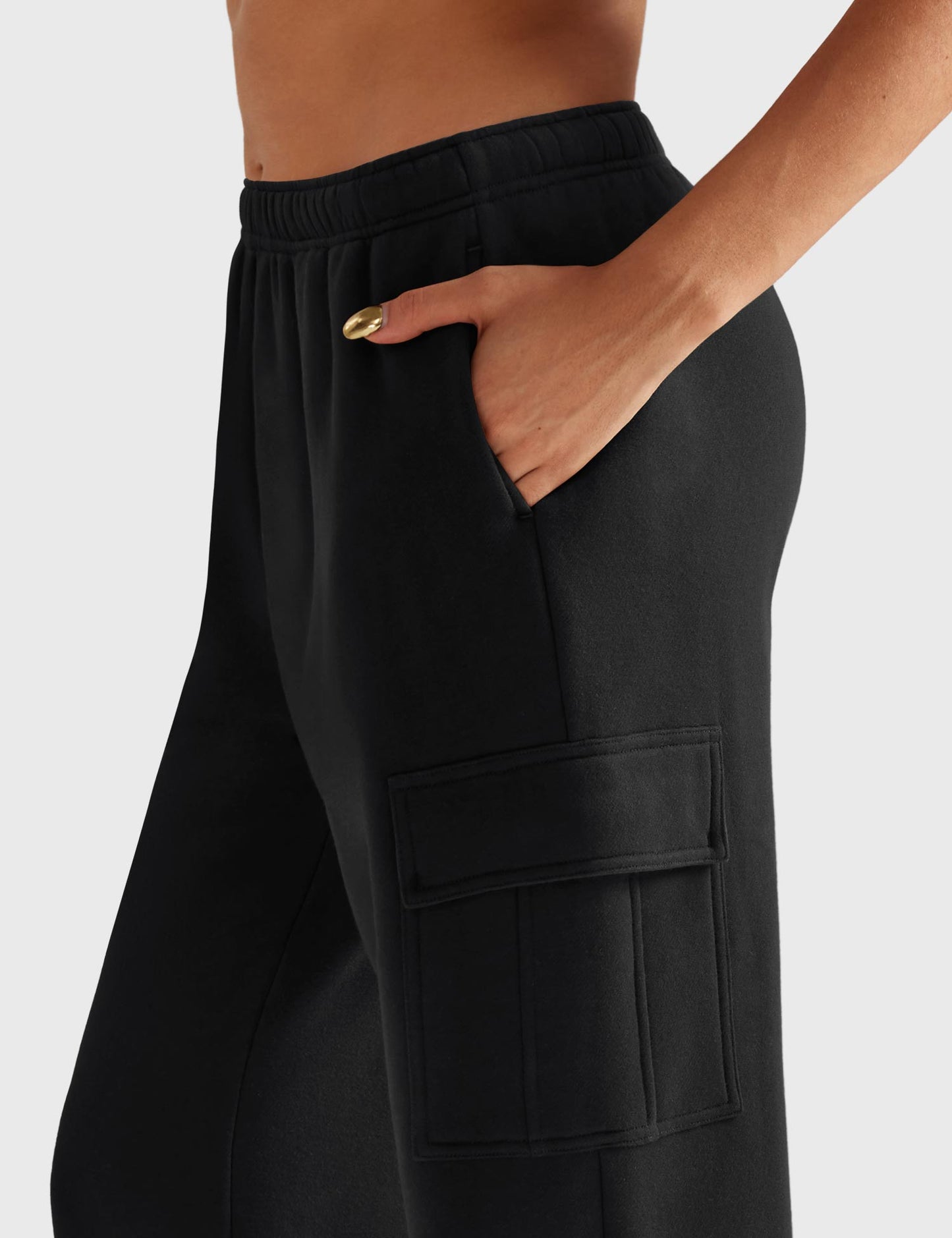 Yeoreo Nairi Cargo Sweatpants