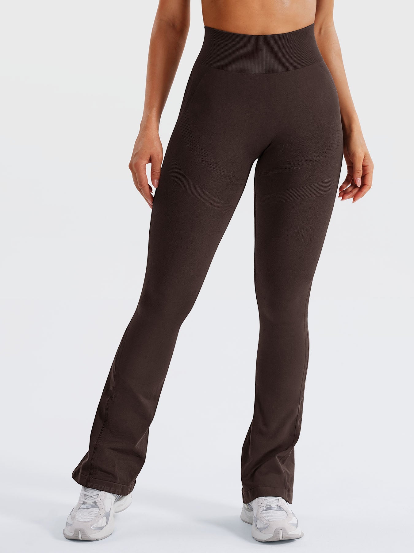 Yeoreo Lilliean Mini Flare Leggings