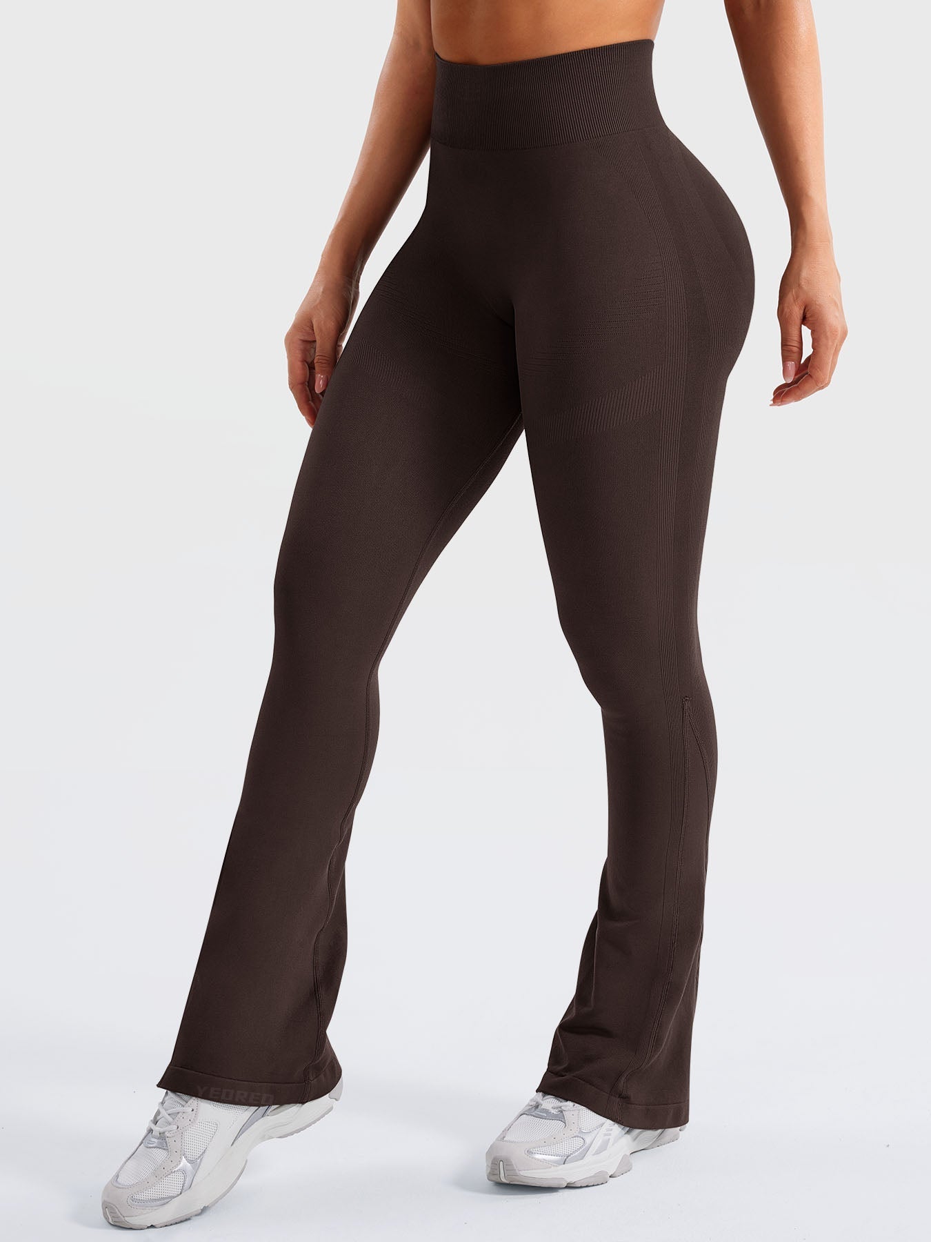 Yeoreo Lilliean Mini Flare Leggings