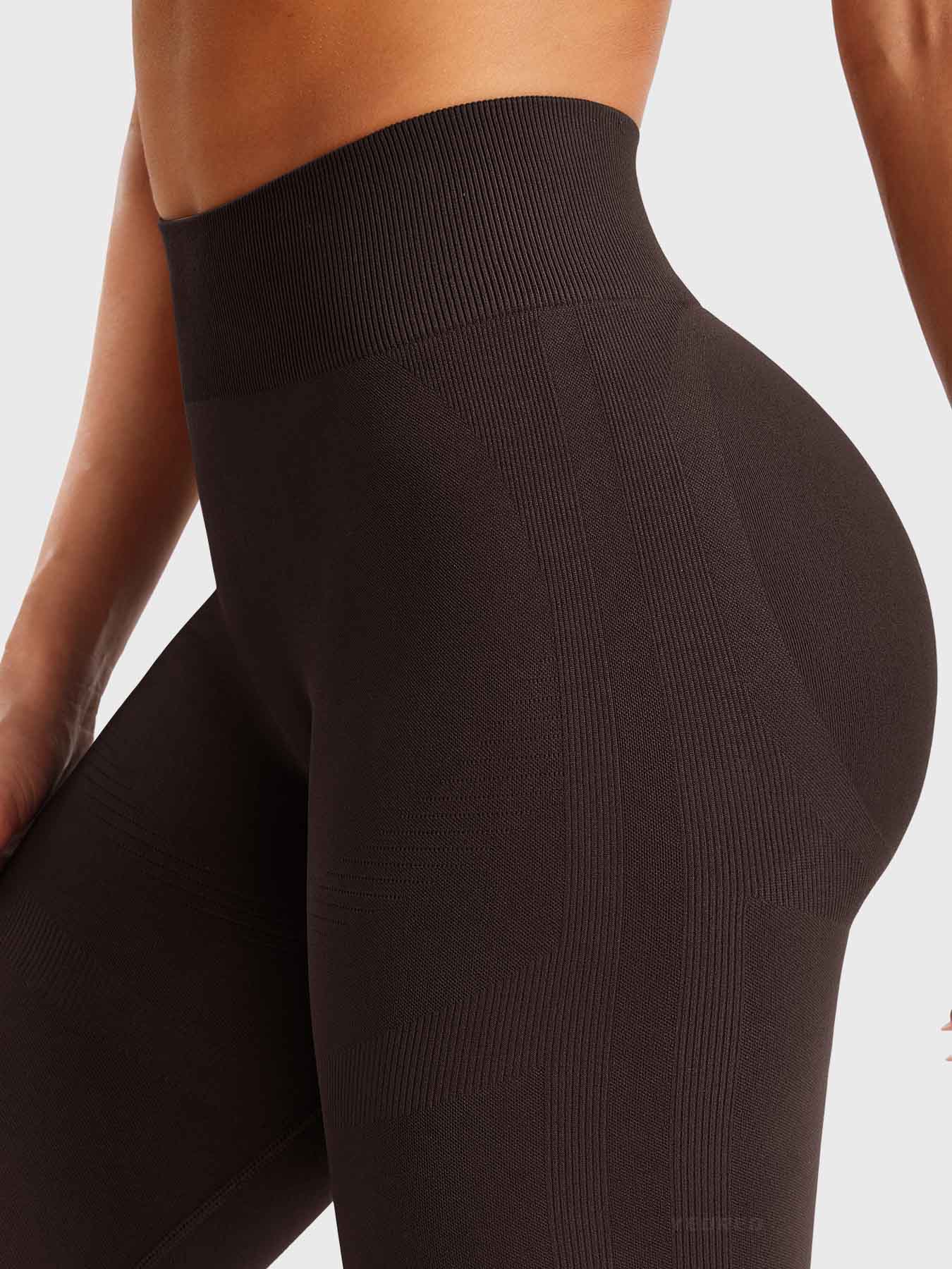 Yeoreo Lilliean Mini Flare Leggings