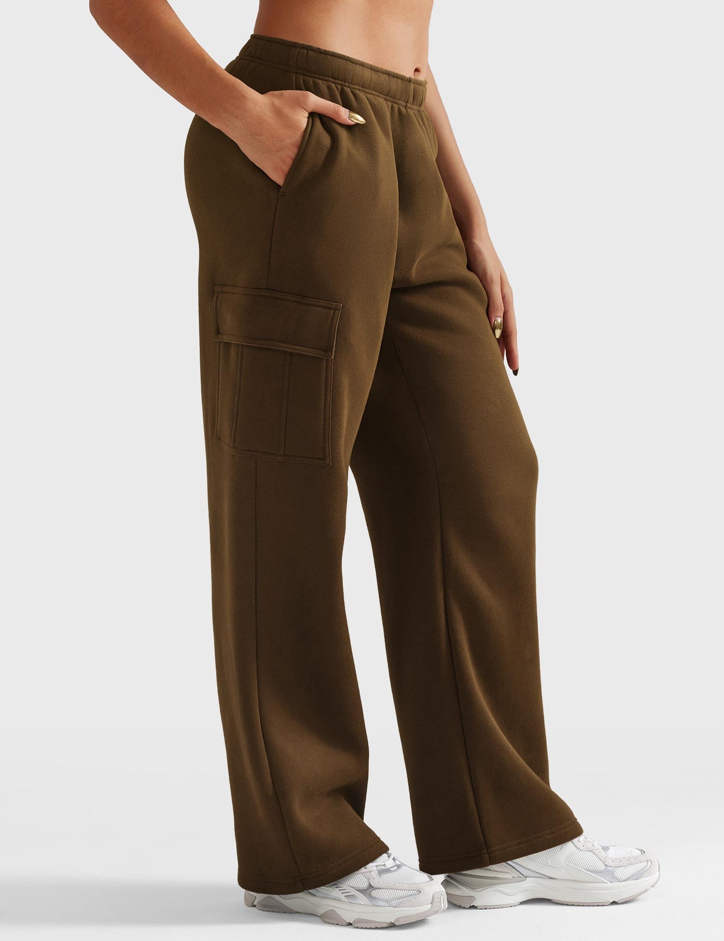 Yeoreo Nairi Cargo Sweatpants