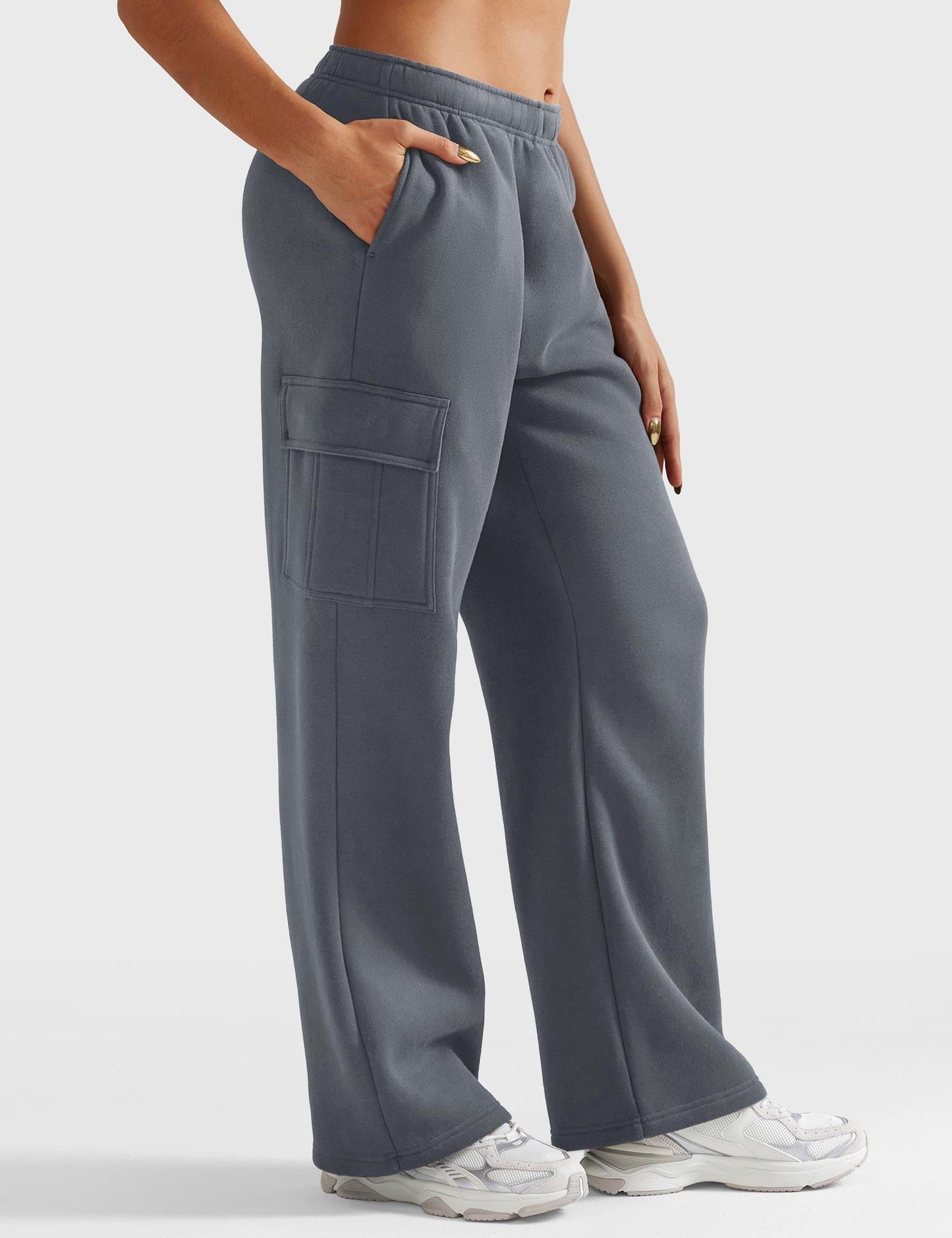 Yeoreo Nairi Cargo Sweatpants