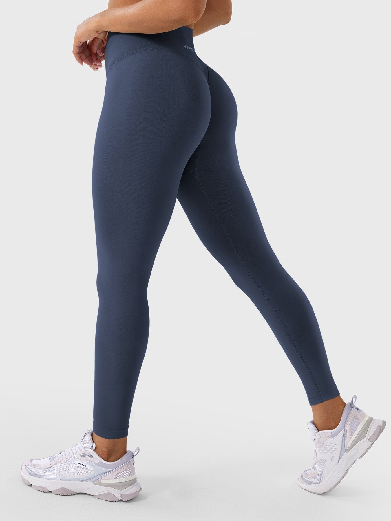 Yeoreo Christiy High-Waisted Leggings