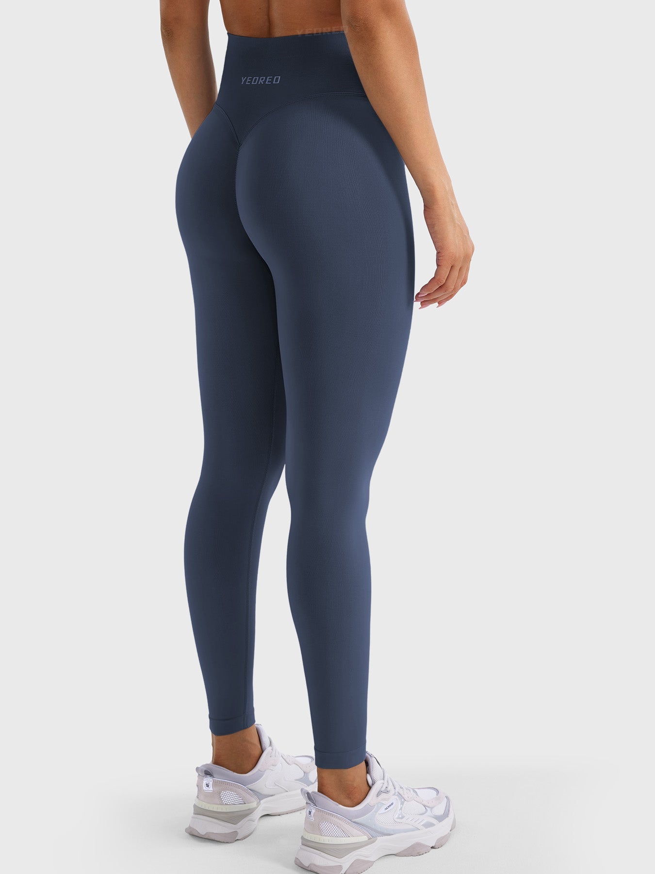 Yeoreo Christiy High-Waisted Leggings