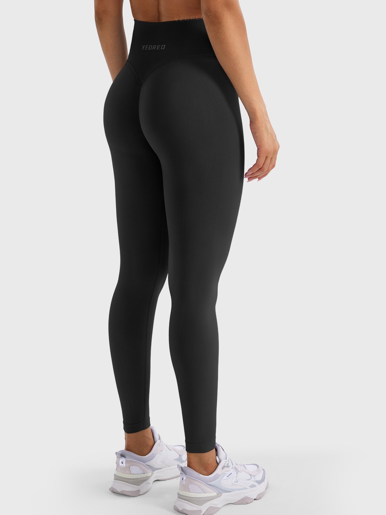 Yeoreo Christiy High-Waisted Leggings