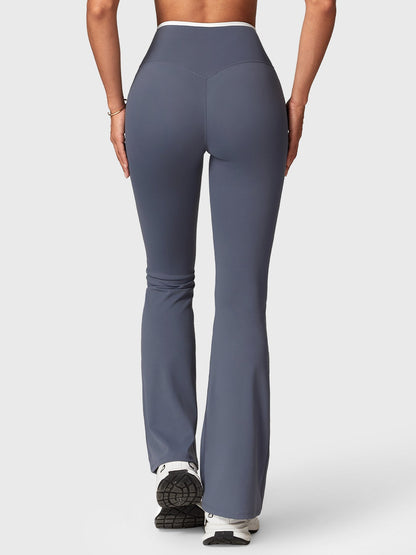 Yeoreo Alberta Contrast Trim Sports Set